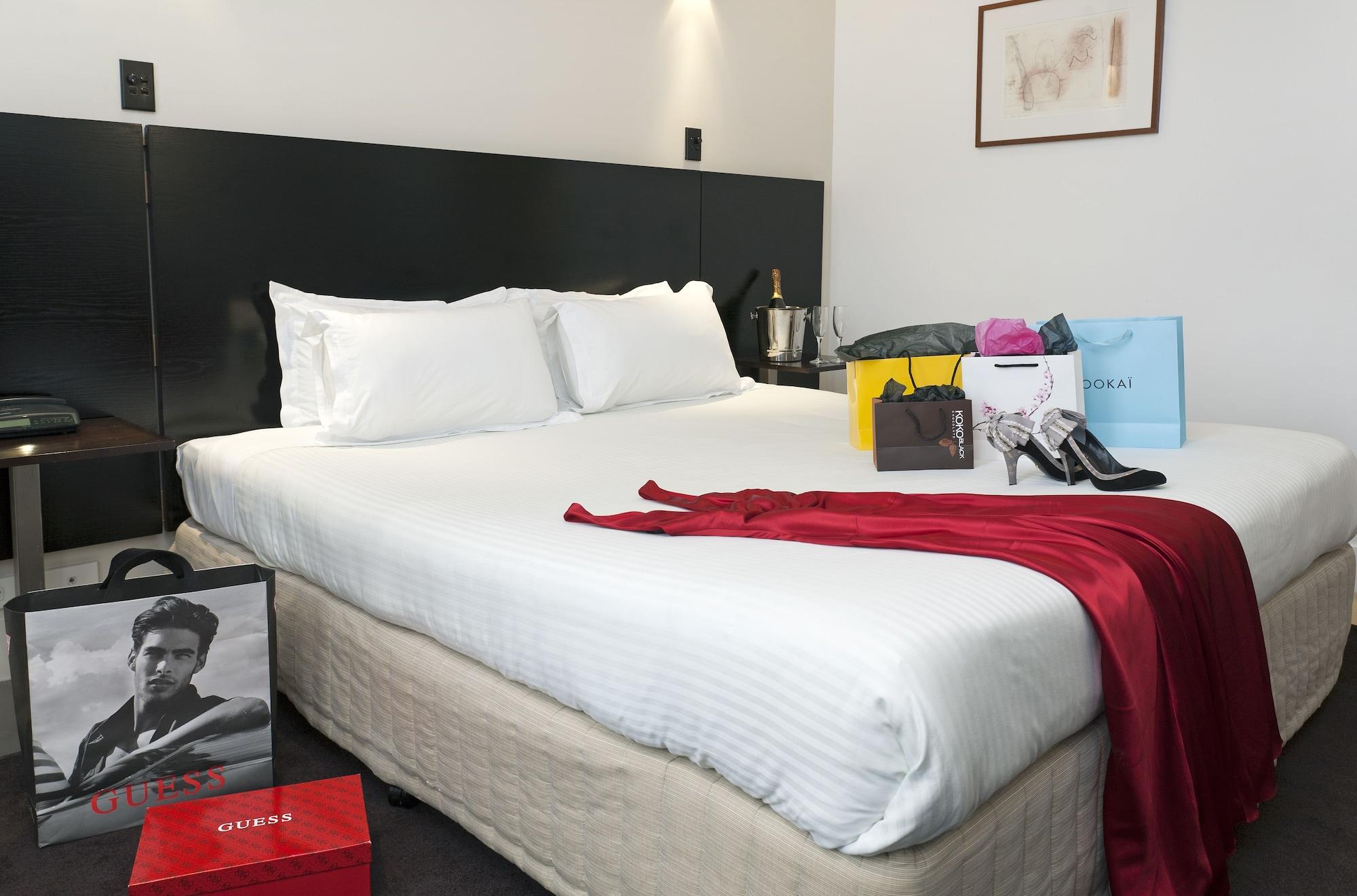 Hotel Causeway Melbourne Exterior photo