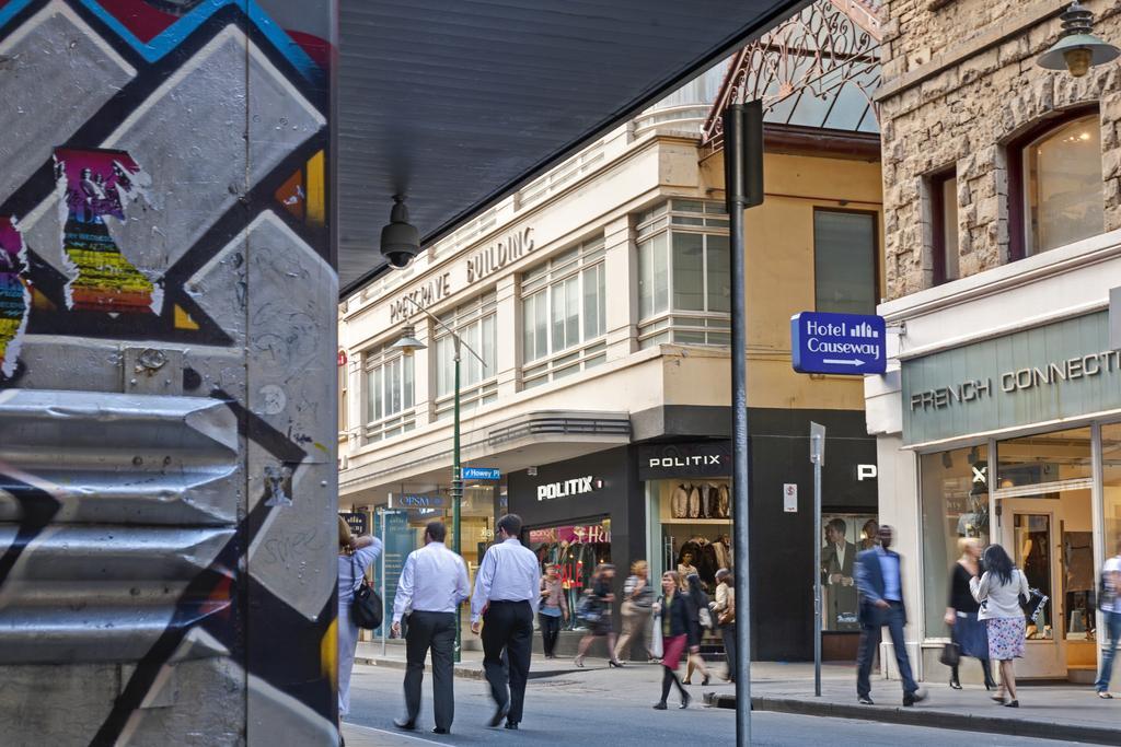 Hotel Causeway Melbourne Exterior photo